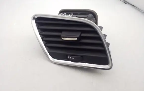 Audi Q3 8U Dashboard side air vent grill/cover trim 8U1820902B 8U1820902C
