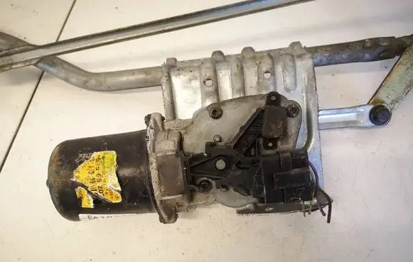 Renault Scenic II - Grand scenic II Wiper motor 53565202