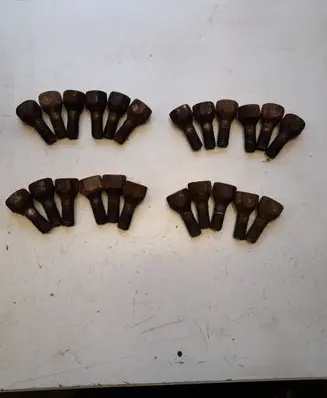 Iveco Daily 4th gen Nuts/bolts 504115535