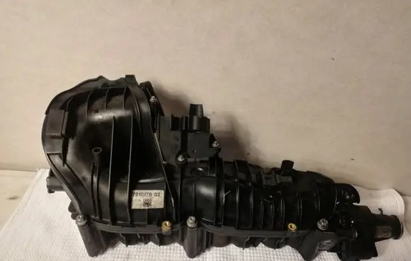 BMW 5 E60 E61 Intake manifold