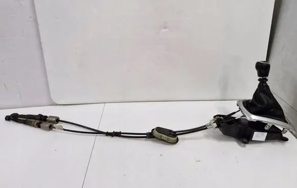 Nissan Qashqai Gear selector/shifter in gearbox 
