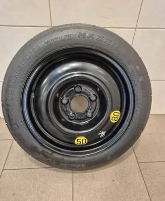 Hyundai i30 R15 spare wheel 529101H900