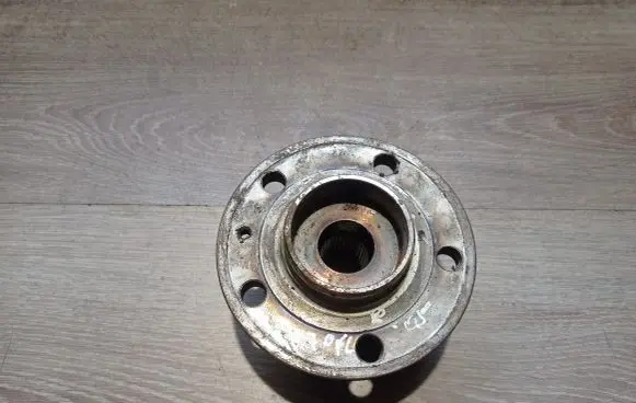 Volvo V70 Front wheel ball bearing 
