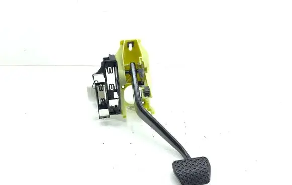BMW X6 E71 Brake pedal 6791900 679190002