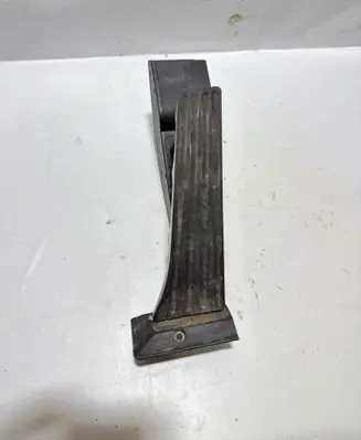 BMW Z4 E85 E86 Accelerator throttle pedal 676693102