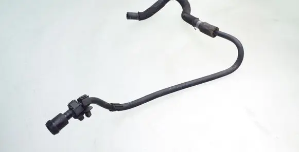 Audi A4 S4 B9 Breather/breather pipe/hose 04L129979A