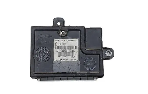 KIA Sorento GPS navigation control unit/module 954113E780 10R020746 Y178FB280133