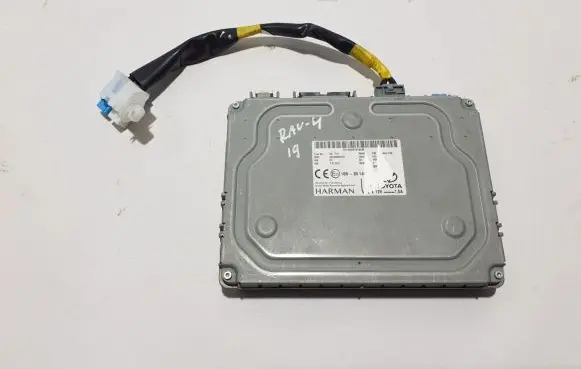 Toyota RAV 4 (XA50) GPS navigation control unit/module 8684006041