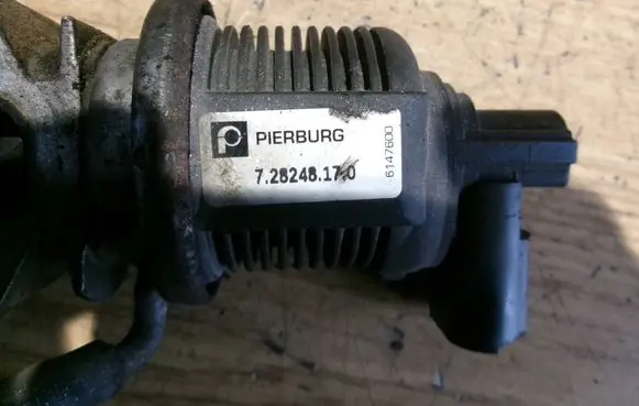 Volkswagen Golf IV EGR valve 728248170