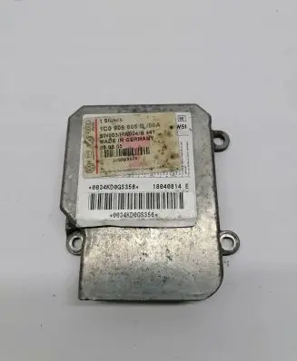Volkswagen PASSAT B5.5 Airbag control unit/module 1C0909605B