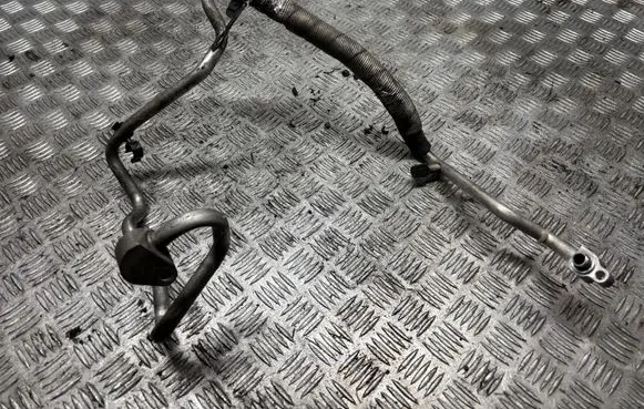Jaguar XF X250 Air conditioning (A/C) pipe/hose