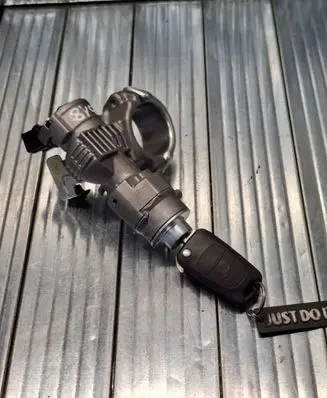 Hyundai ix35 Ignition lock LMZDC2