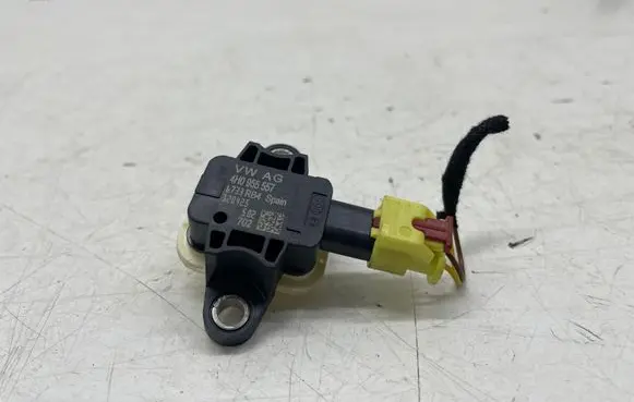 Audi A6 S6 C7 4G Airbag deployment crash/impact sensor 4H0955557