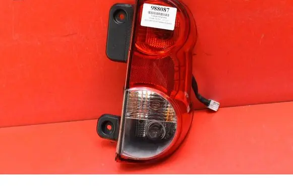 Nissan NV200 Rear/tail lights