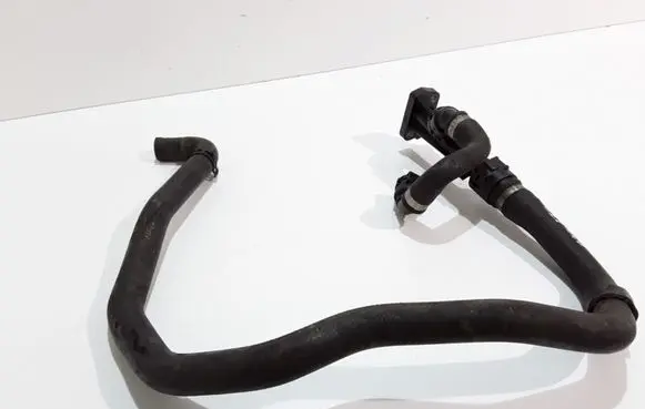 BMW X5 E70 Engine coolant pipe/hose
