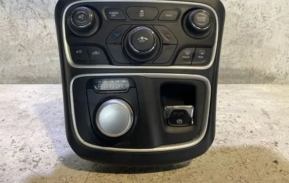 Chrysler 200 Climate control unit 05091529AF 0E0E0E0E MX237050