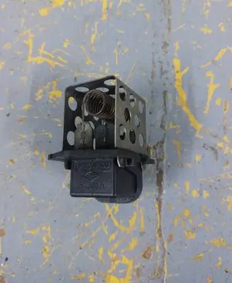 Renault Espace - Grand espace IV Heater blower motor/fan resistor 8200045082