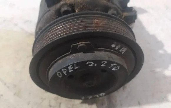 Opel Zafira A Air conditioning (A/C) compressor (pump) 24411249