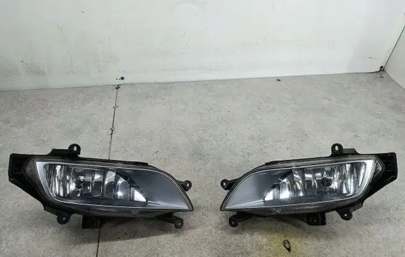 Hyundai H-1, Starex, Satellite Front fog light 