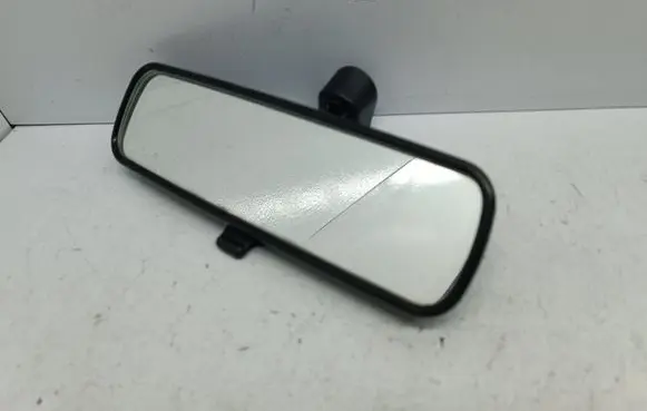 Rear view mirror (interior)