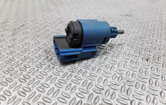 Clutch pedal sensor