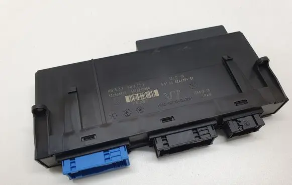BMW 5 F10 F11 Comfort/convenience module 9244394 61359244394 6135924439401