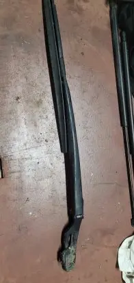 BMW 7 E65 E66 Front wiper blade arm