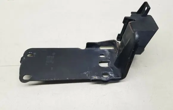 BMW 3 E90 E91 Radiator mount bracket 23781010