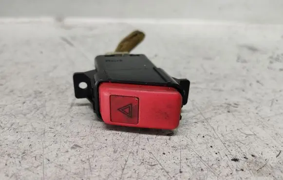 Honda CR-V Hazard light switch
