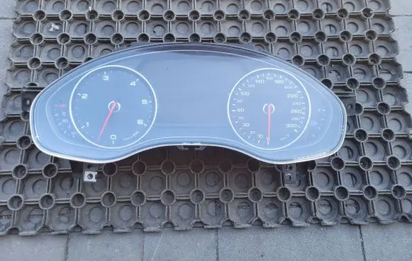 Audi A6 S6 C7 4G Speedometer (instrument cluster) 4G8920932D 0263672155