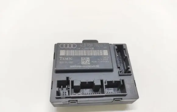 Audi Q7 4L Door control unit/module 4L0959792B 4L0910793B