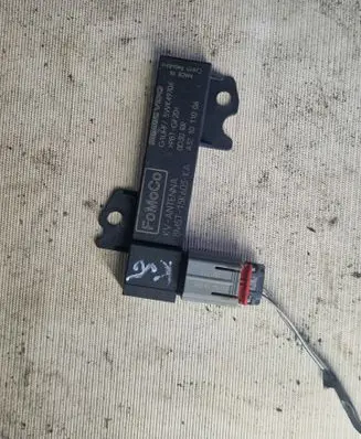 Ford Kuga I Aerial antenna amplifier 5WK49706 8M5T15K603KA A321011006