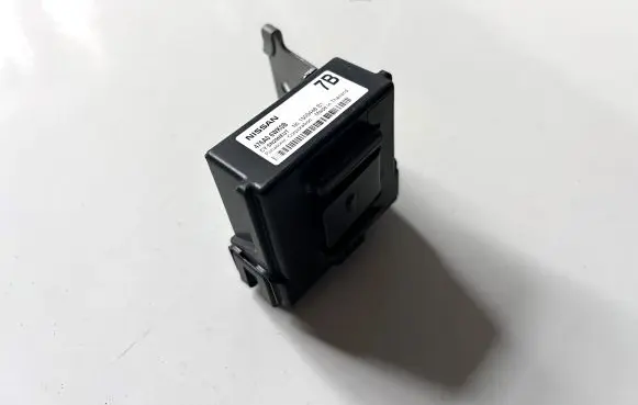 Nissan Leaf II (ZE1) ABS control unit/module 476A06WK0B