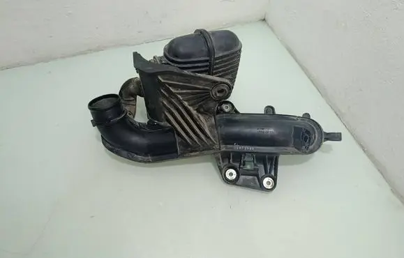 Audi A5 Sportback 8TA Intake resonator 8K0145832