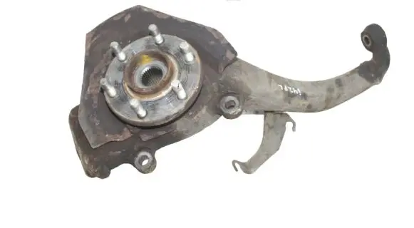 Nissan Pathfinder R51 Front wheel hub
