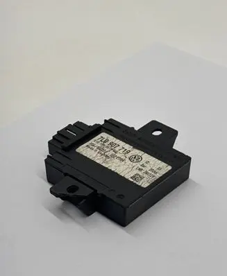 Volkswagen Phaeton Alarm control unit/module 7L0907719 510190351