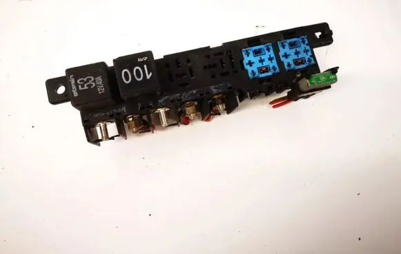 Audi A3 S3 8L Fuse box set 8l0941822