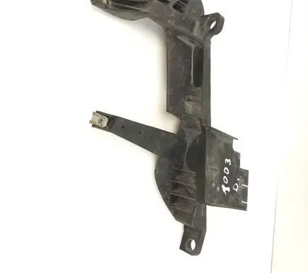 BMW X3 E83 Headlight/headlamp mounting bracket 1301073025