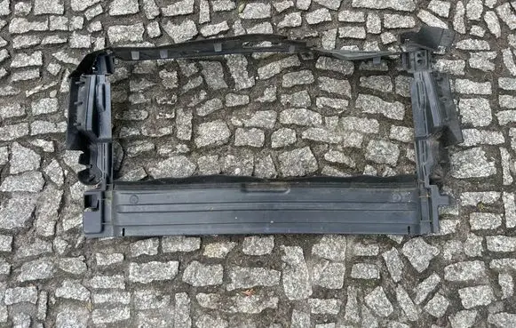 Opel Vivaro Intercooler air guide/duct channel 93458667 214765892R