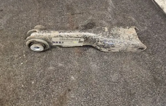 Land Rover Discovery 5 Rear upper control arm/wishbone CPLA5K898AE