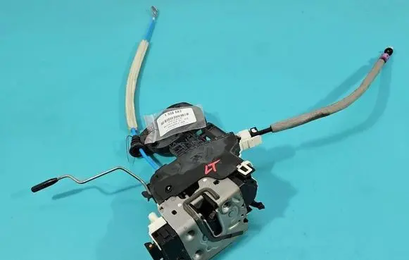 Mercedes-Benz B W246 W242 Rear door lock A0997305500 IMPRK1558683