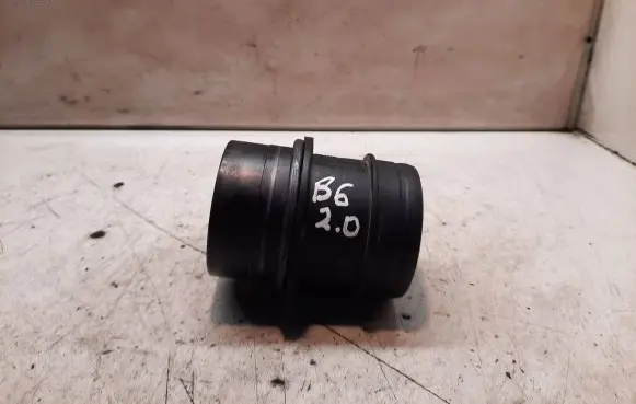 Volkswagen PASSAT B6 Mass air flow meter 074906461B 0281002461