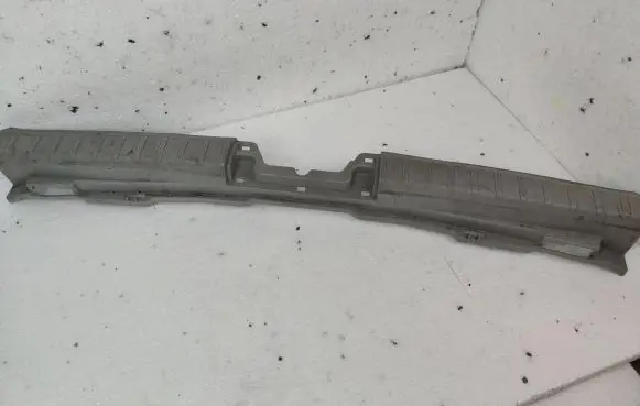 Toyota Prius (XW30) Trunk/boot sill cover protection 64716-47030