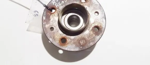 Renault Espace II Rear wheel hub