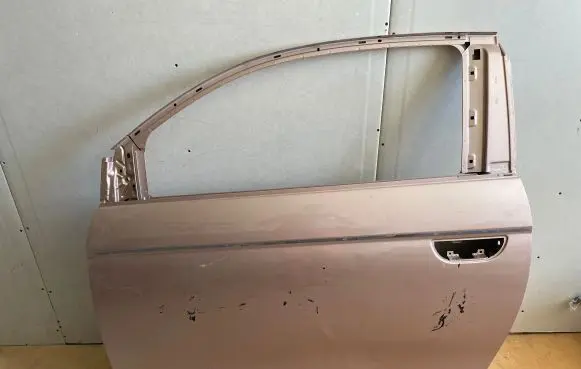 Door (2 Door Coupe)