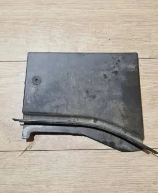 Volvo V70 Battery box tray cover/lid 31200225