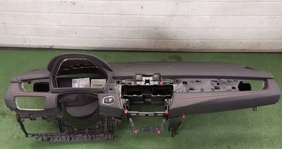 BMW 2 F45 Dashboard 9378502