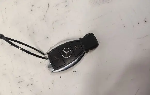 Mercedes-Benz CLA C117 X117 W117 Ignition key/card 20130J6165