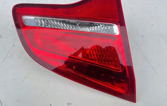 Opel Meriva B Tailgate rear/tail lights 21629003