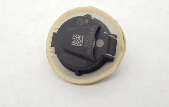 Volkswagen Jetta VI Airbag deployment crash/impact sensor 5K0959354 5WK44007